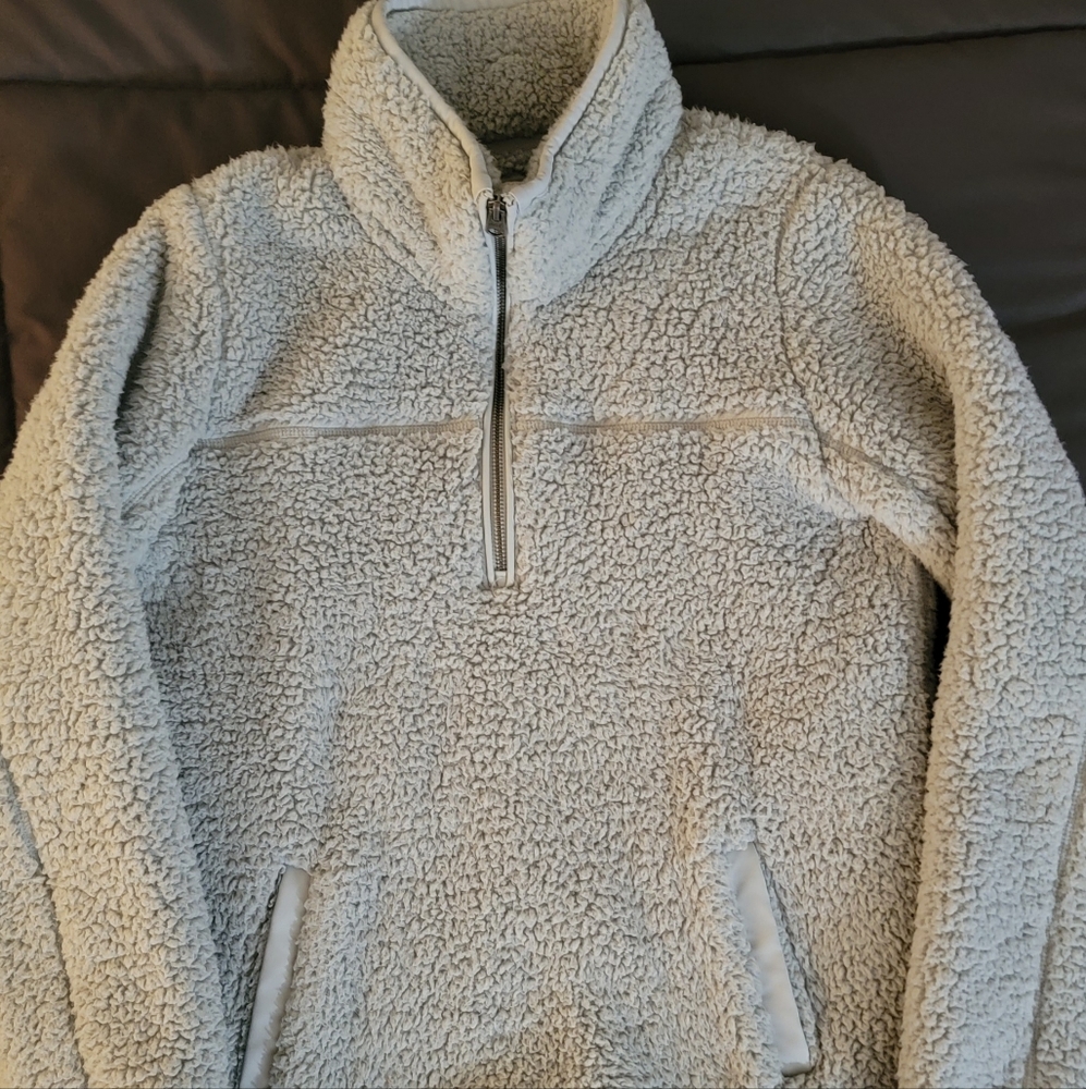 Abercrombie and Fitch half zip sherpa pullover